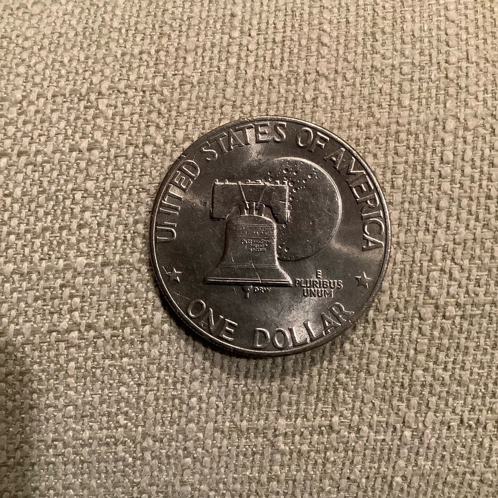 Bicentennial Eisenhower Dollar Coin - Picture 2 of 4